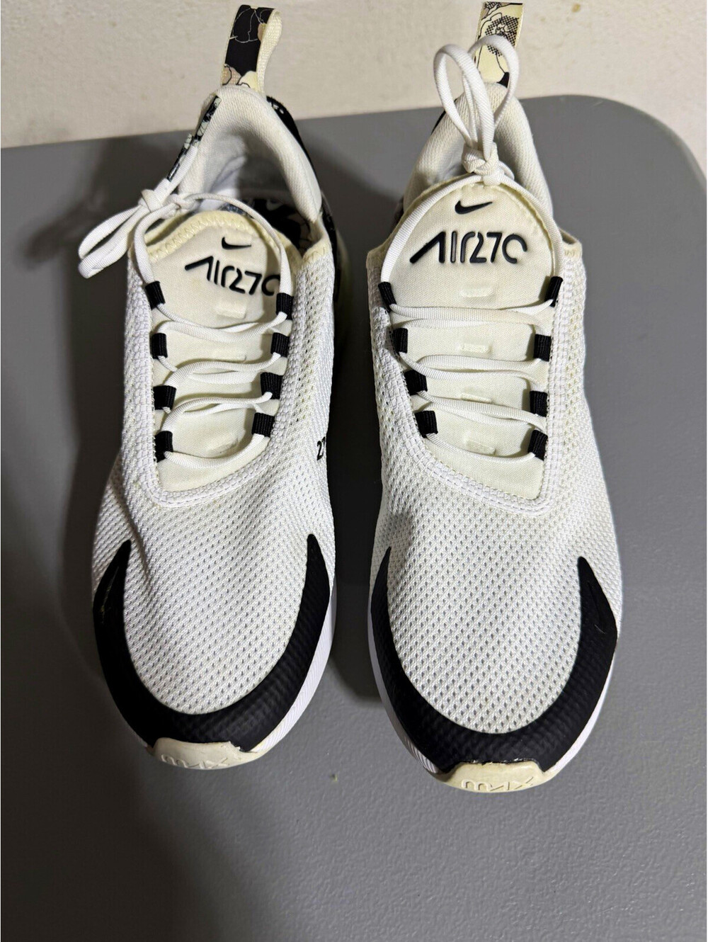 Nike Air Max 270 Blooming Floral White/Black/Silver Low Top Mesh AR0499-100
